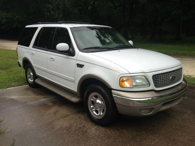 Ford Expedition 2002 photo 4