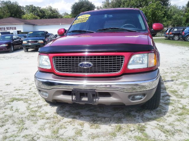 Ford Expedition 2002 photo 2