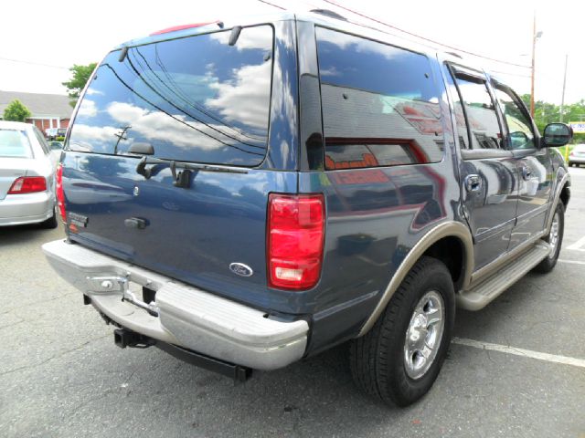 Ford Expedition 2002 photo 18