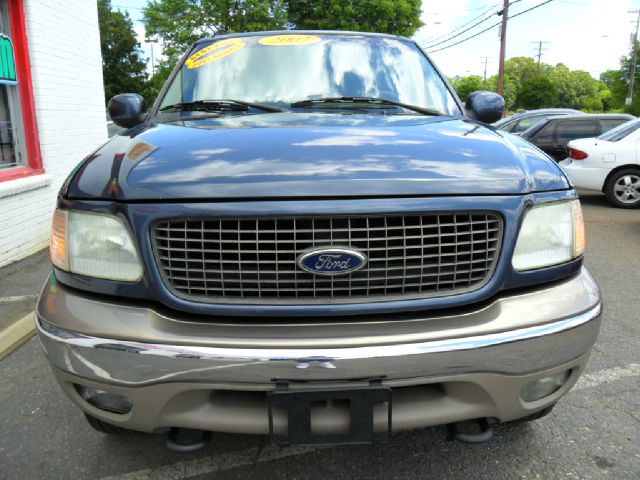 Ford Expedition 2002 photo 20