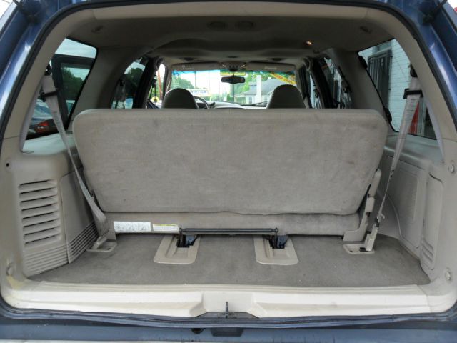 Ford Expedition 2002 photo 21