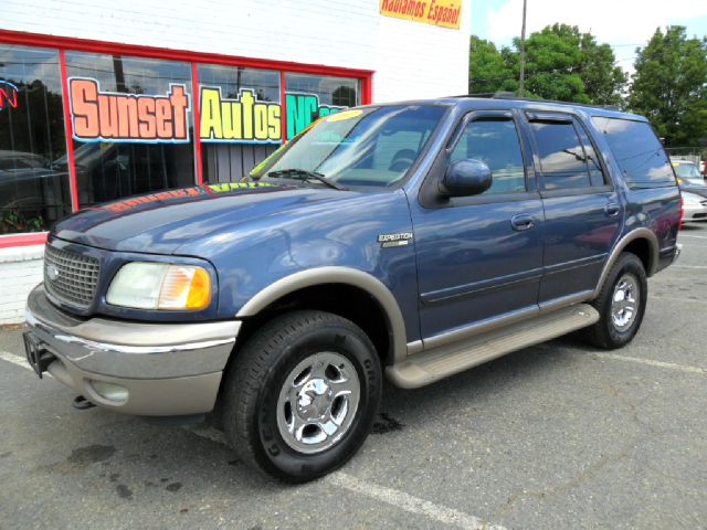 Ford Expedition 2002 photo 24