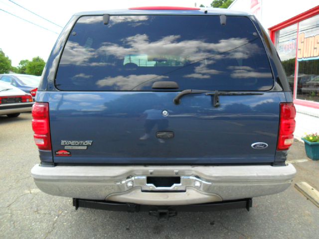 Ford Expedition 2002 photo 5