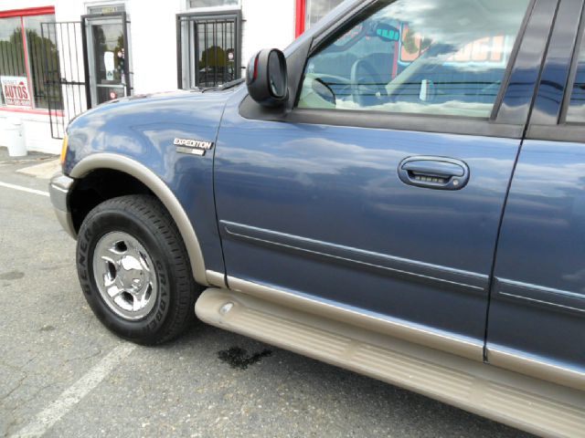 Ford Expedition 2002 photo 8