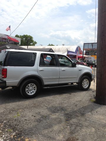 Ford Expedition 2002 photo 1