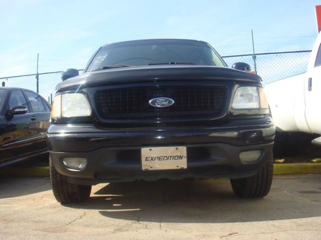 Ford Expedition 2002 photo 1