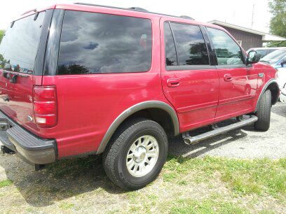 Ford Expedition 2002 photo 3