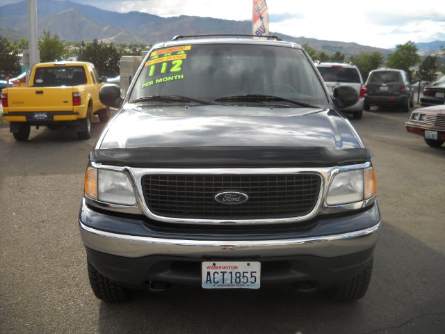 Ford Expedition 2002 photo 18