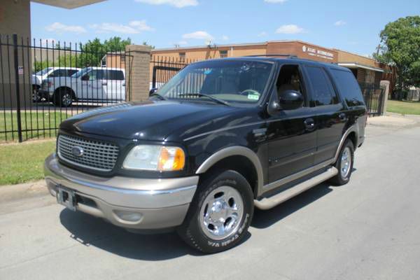 Ford Expedition 2002 photo 1