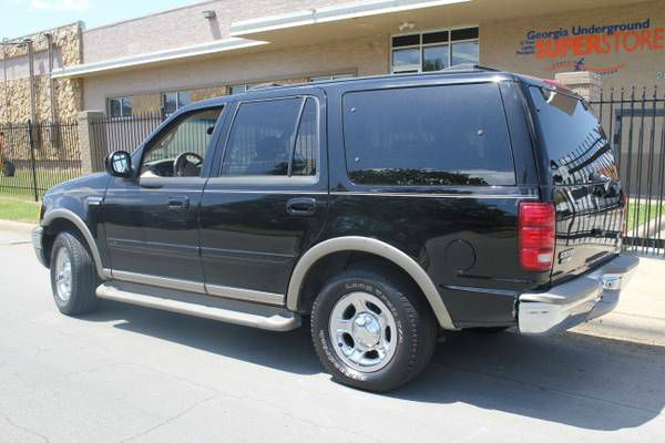 Ford Expedition 2002 photo 3