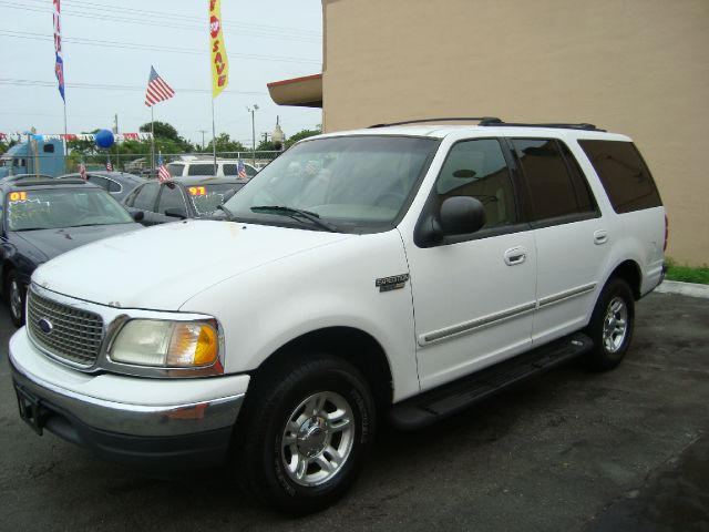 Ford Expedition 2002 photo 4