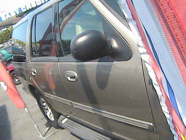 Ford Expedition 2002 photo 2