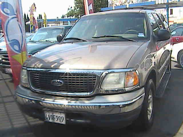 Ford Expedition 2002 photo 4