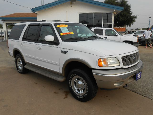 Ford Expedition E320 - Extra Sharp SUV