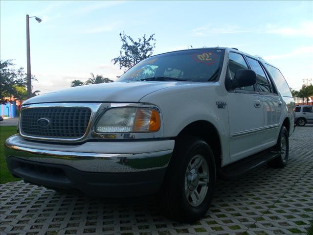 Ford Expedition 2002 photo 3