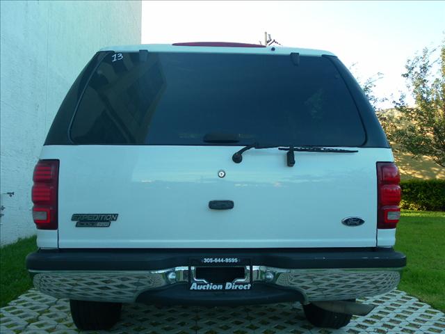 Ford Expedition 2002 photo 4