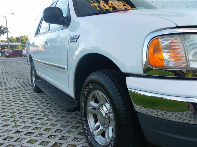 Ford Expedition 2002 photo 5