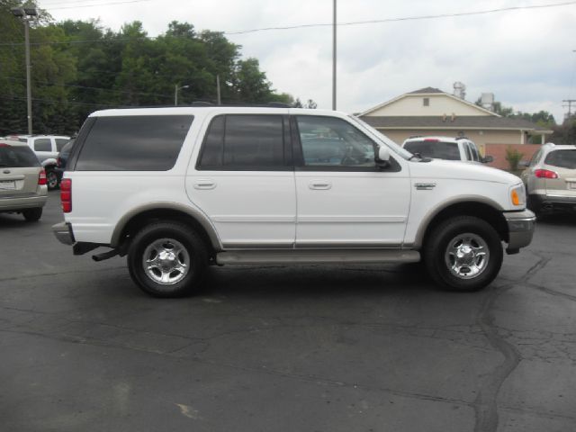 Ford Expedition 2002 photo 8