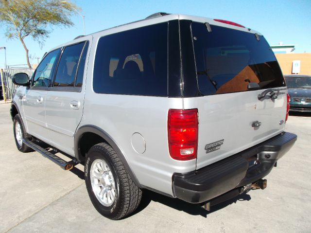 Ford Expedition 2002 photo 1