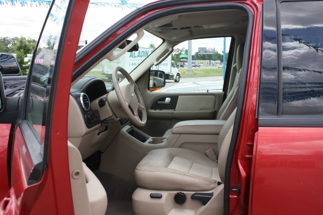 Ford Expedition 2003 photo 12