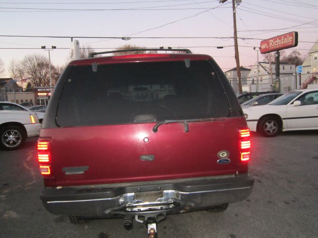 Ford Expedition 2003 photo 2