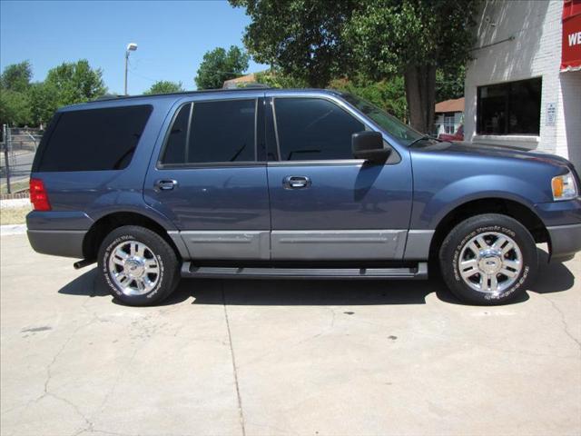 Ford Expedition 2003 photo 2