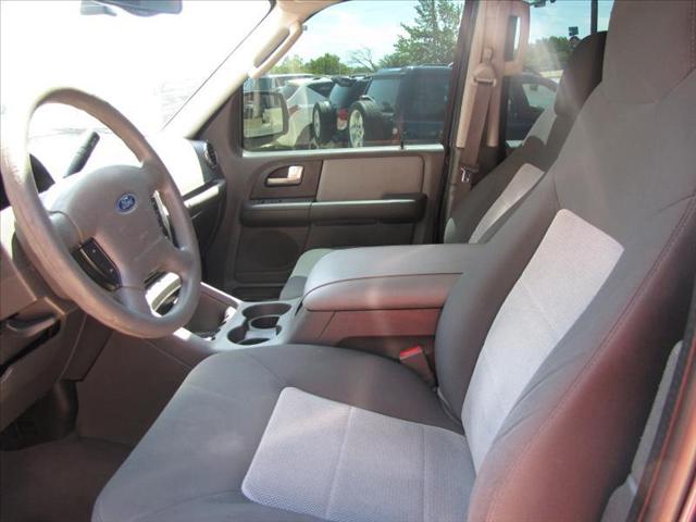 Ford Expedition 2003 photo 3