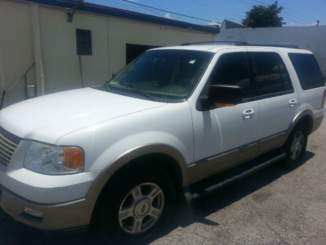 Ford Expedition 2003 photo 3