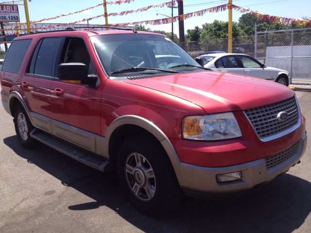 Ford Expedition E320 - Extra Sharp SUV