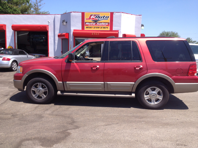 Ford Expedition 2003 photo 3