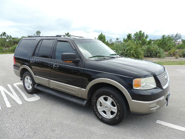 Ford Expedition 2003 photo 3