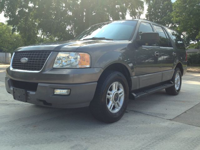 Ford Expedition 2003 photo 1