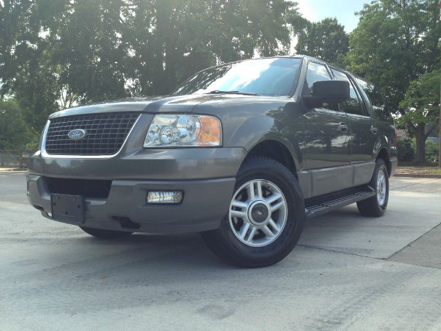 Ford Expedition 2003 photo 2