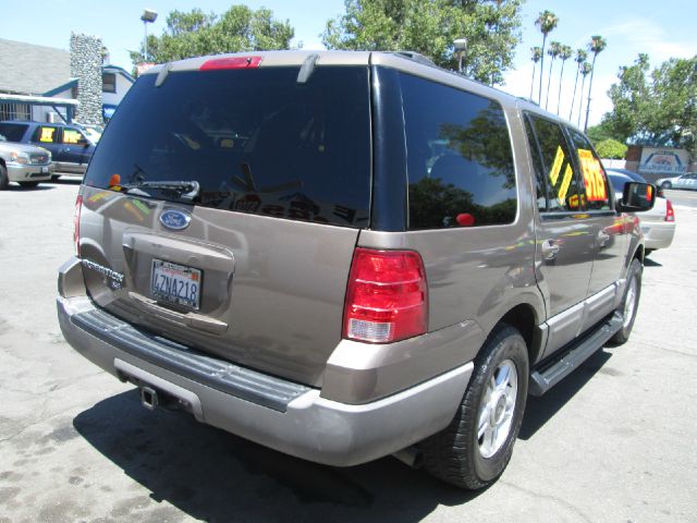 Ford Expedition 2003 photo 1