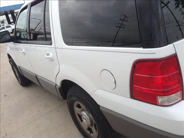 Ford Expedition 2003 photo 13