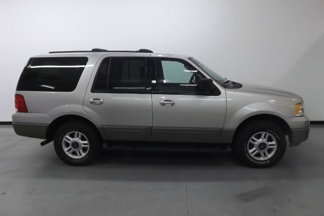 Ford Expedition 2003 photo 4