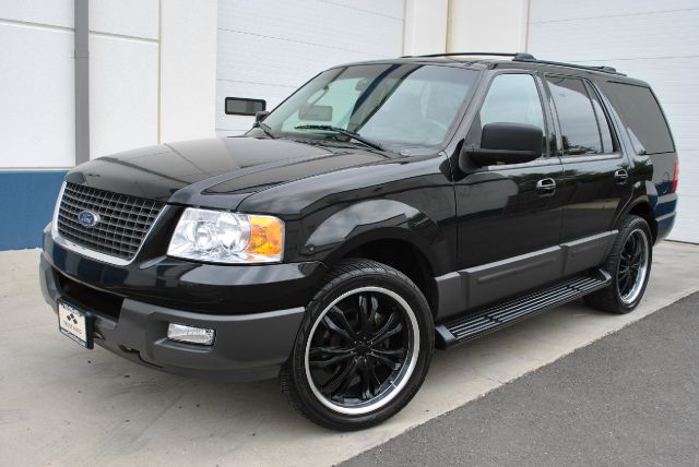 Ford Expedition 2003 photo 2