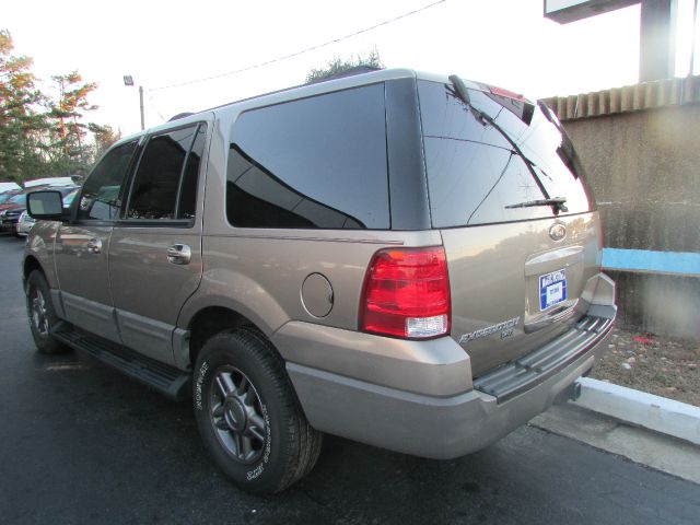 Ford Expedition 2003 photo 3