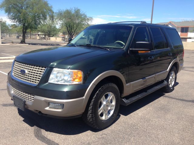 Ford Expedition 2003 photo 2