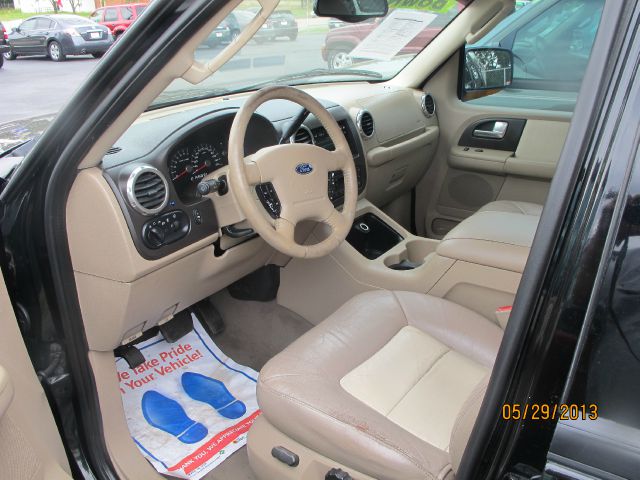 Ford Expedition 2003 photo 1