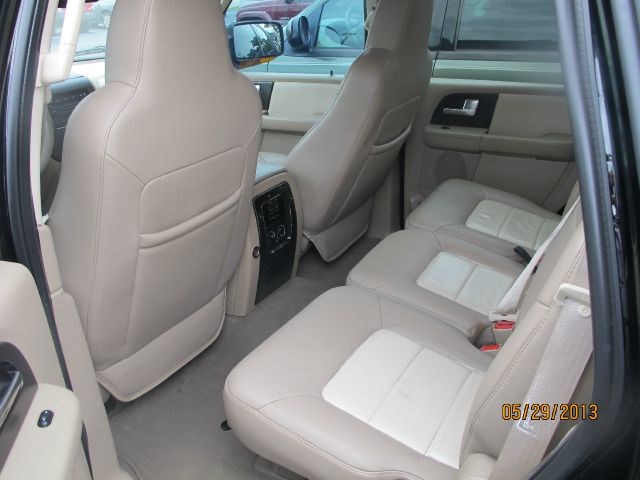 Ford Expedition 2003 photo 3