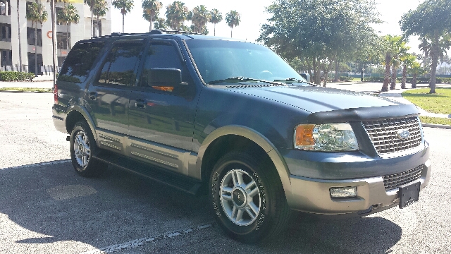 Ford Expedition 2003 photo 1