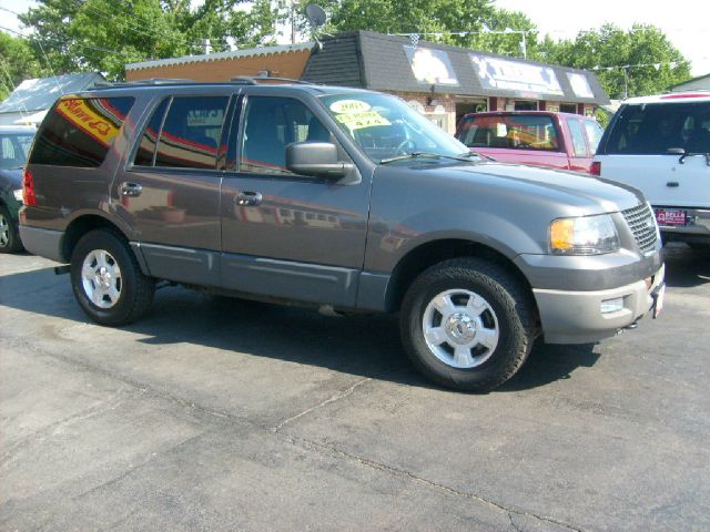 Ford Expedition 2003 photo 1