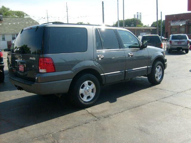 Ford Expedition 2003 photo 2