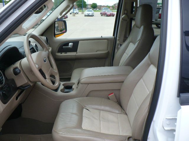 Ford Expedition 2003 photo 11