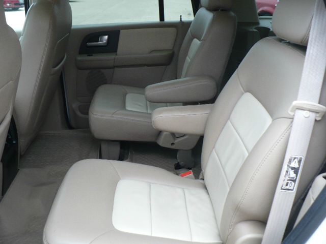 Ford Expedition 2003 photo 3