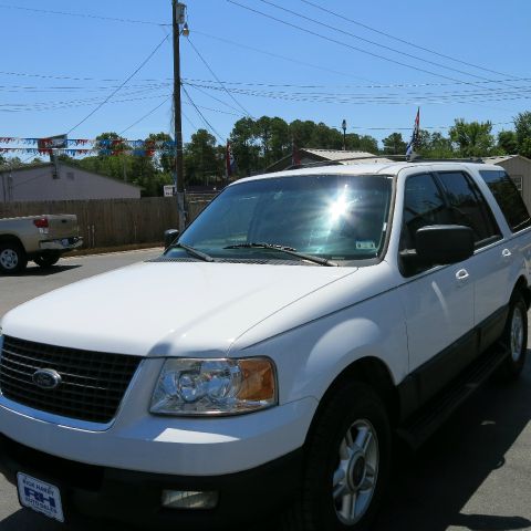 Ford Expedition 2003 photo 2