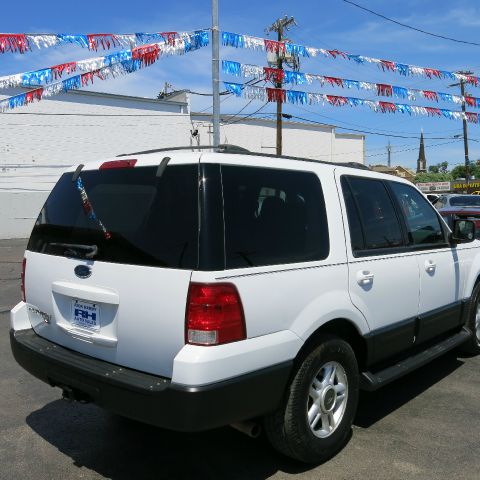 Ford Expedition 2003 photo 3