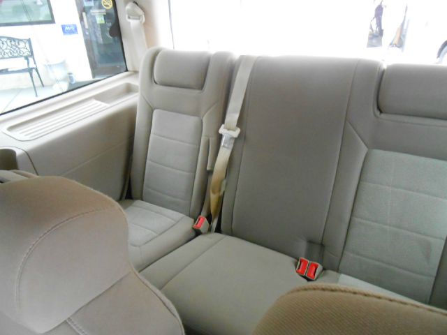 Ford Expedition 2003 photo 3