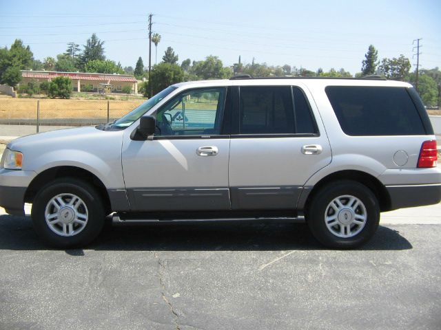 Ford Expedition 2003 photo 4